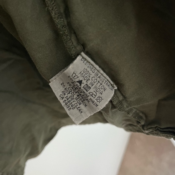 Neuw collarless long sleeve Button down - Picture 3 of 3